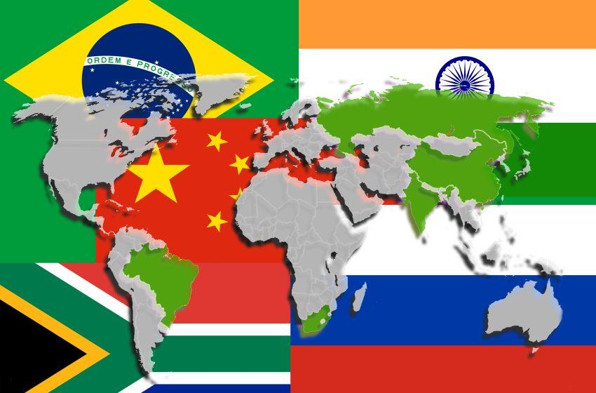  Rusija kalba apie BRICS šalių galimybes sukurti naują valiutą